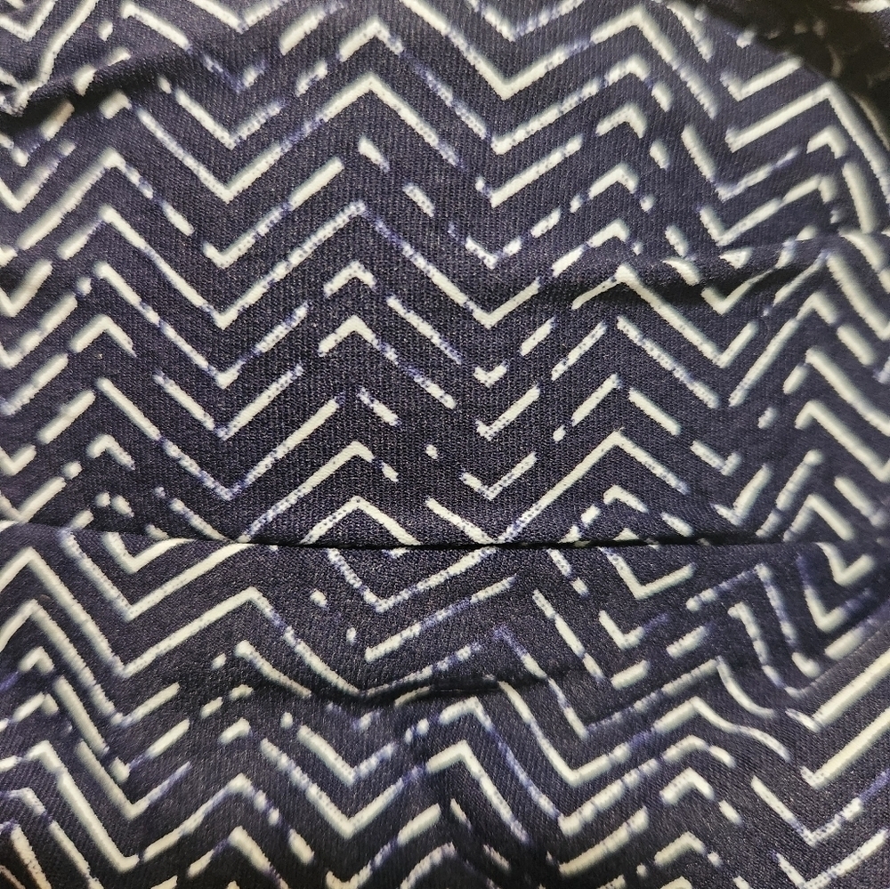 Nip Tuck Swim One piece Multi Fit cup size US 4 Navy NWT - Picture 8 of 9